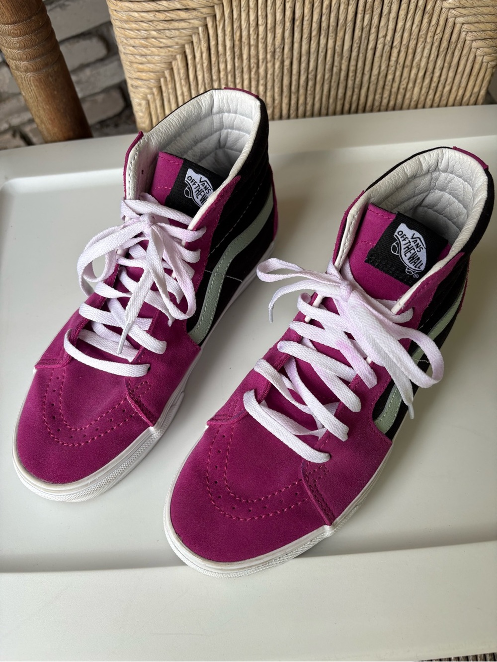 Vans Women's High-Top Sneakers in Fuchsia and Black with White Stripe